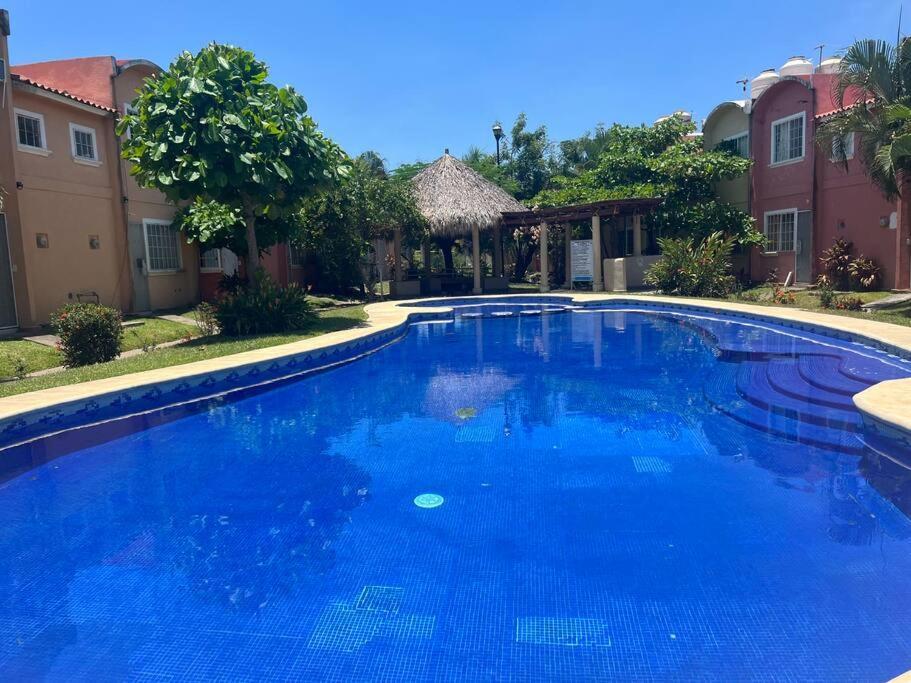 Apartamento Casa Con Alberca A 8 Min De Playa Ixtapa  Exterior foto
