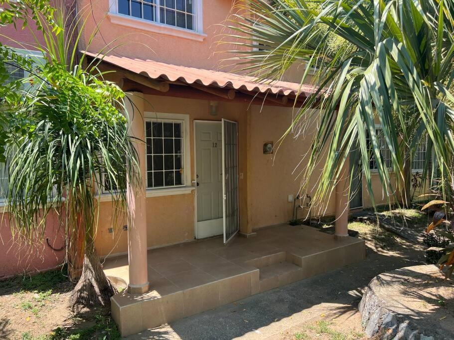 Apartamento Casa Con Alberca A 8 Min De Playa Ixtapa  Exterior foto
